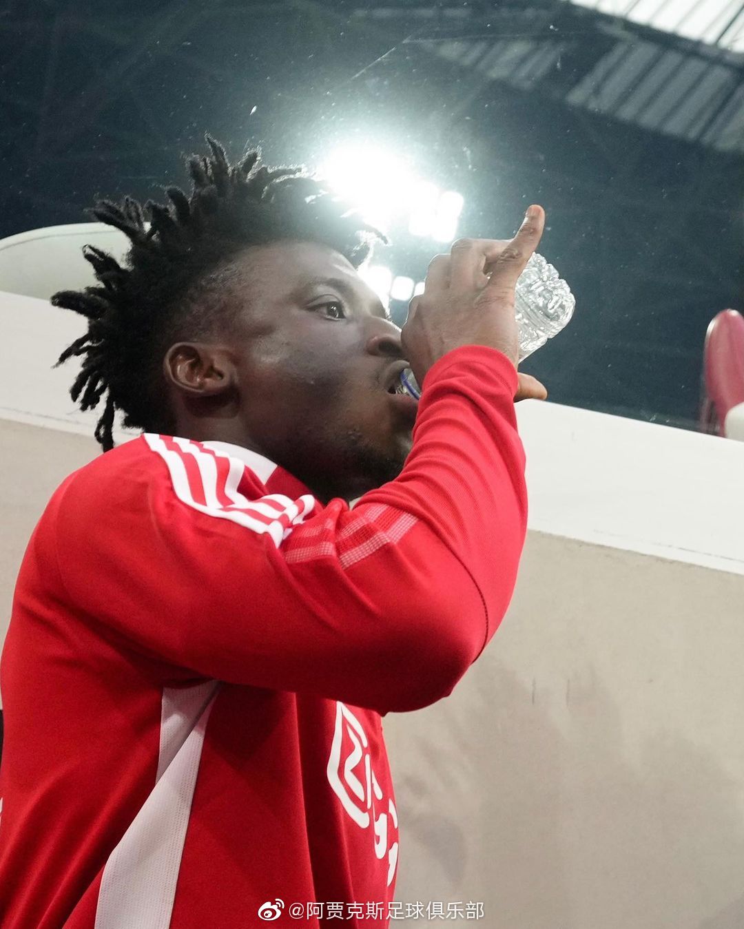 球速体育平台-阿贾克斯欲续荷甲霸主传统：连续夺取冠军梦想的简单介绍